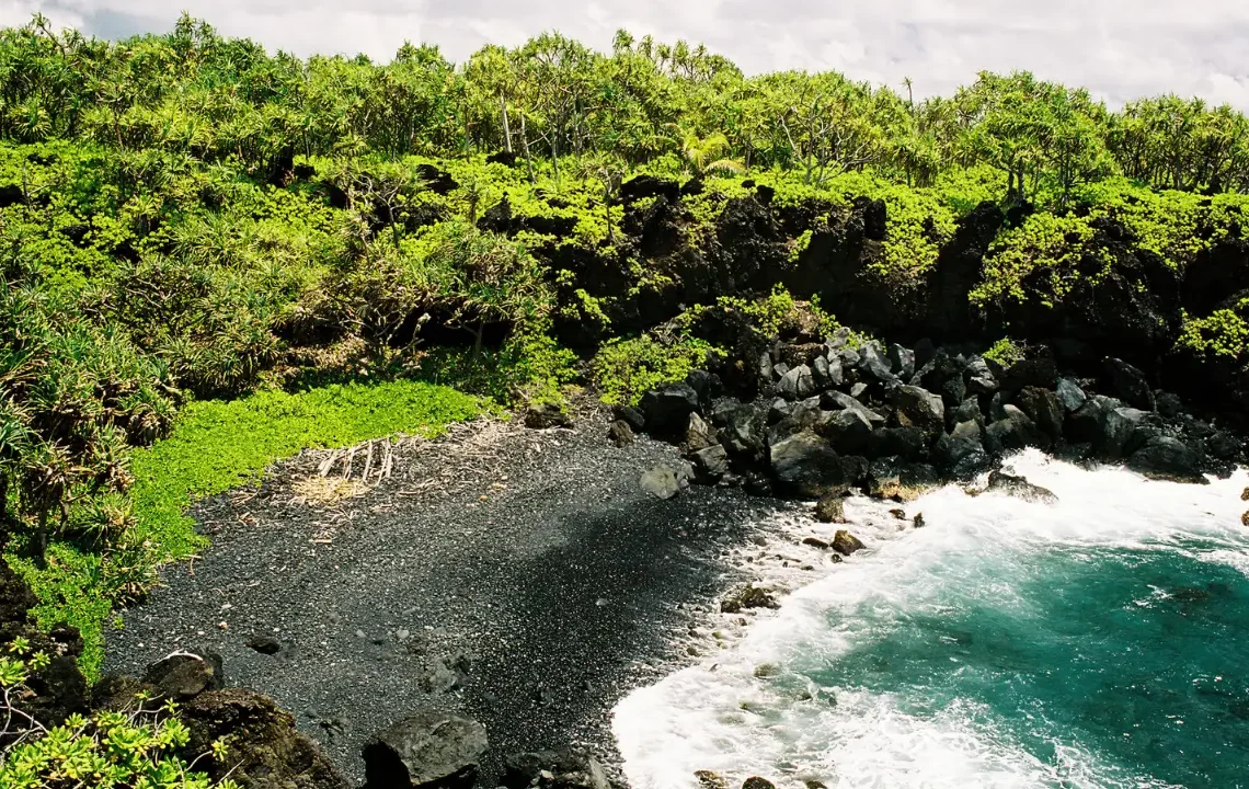 49 Black Sand Beach Hawaii