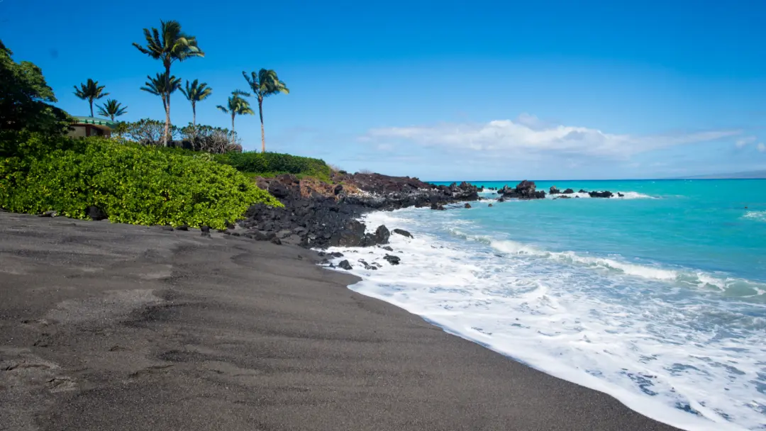49 Black Sand Beach Hawaii
