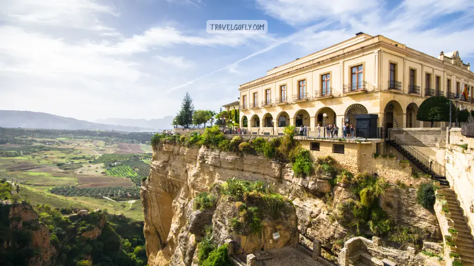 Ronda: Dramatic Cliffside Beauty