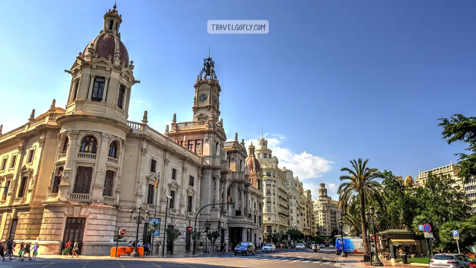 Valencia: Innovation Meets Tradition